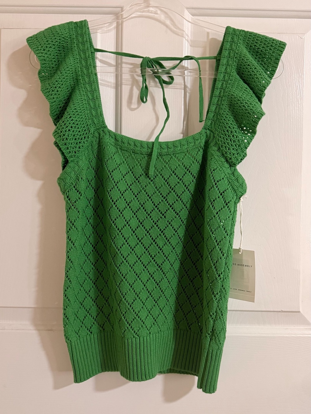 Diamond Knit Ruffle-Sleeve Tank Top in Green